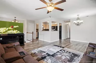 169 Wyona Ave, Lindenhurst, NY 11757 - Photo 7