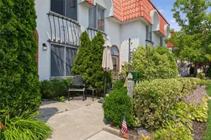 51 Alhambra Dr, Oceanside, NY 11572 - Photo 35