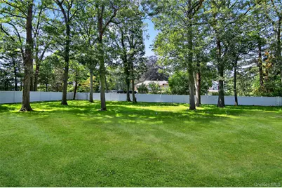 654 Caledonia Road, Dix Hills, NY 11746 - Photo 33