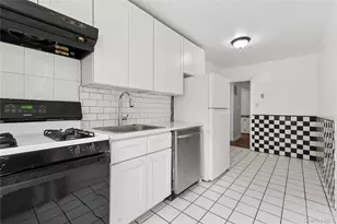 140-18 Burden Crescent, Briarwood, NY 11435 - Photo 9