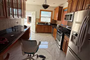 126-02 150th Ave, Ozone Park, NY 11420 - Photo 15