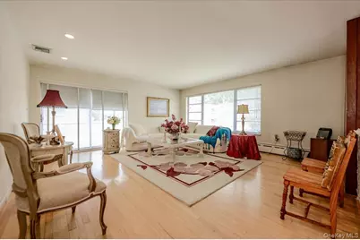 2539 Woodhull Avenue, Bronx, NY 10469 - Photo 5
