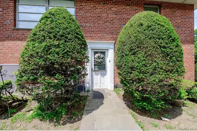 2539 Woodhull Avenue, Bronx, NY 10469 - Photo 25