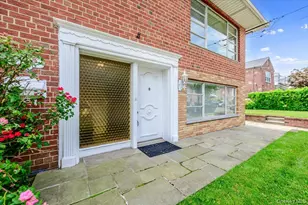 2539 Woodhull Ave, Bronx, NY 10469 - Photo 3