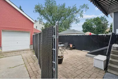 2915 Sommer Place, Bronx, NY 10465 - Photo 25