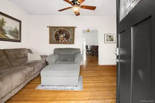 2915 Sommer Pl, Bronx, NY 10465 - Photo 5
