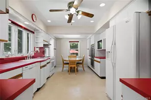1005 3rd St, West Babylon, NY 11704 - Photo 19
