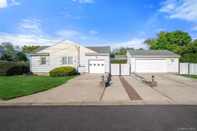 1005 3rd Street, West Babylon, NY 11704 - Photo 43