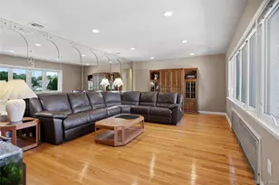 1005 3rd St, West Babylon, NY 11704 - Photo 11