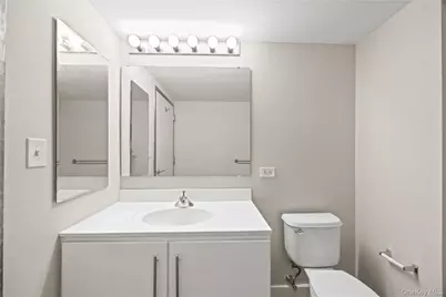 66 Main Street #813, Yonkers, NY 10701 - Photo 13