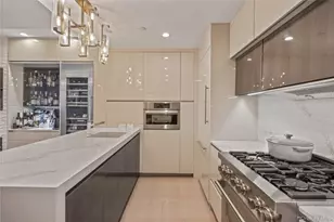 5-49 Borden Ave, Long Island City, NY 11101 - Photo 9