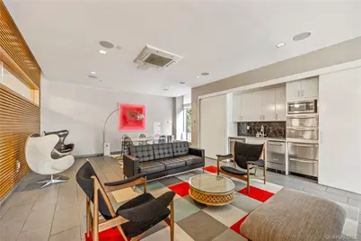 5-49 Borden Avenue #2B, Long Island City, NY 11101 - Photo 19