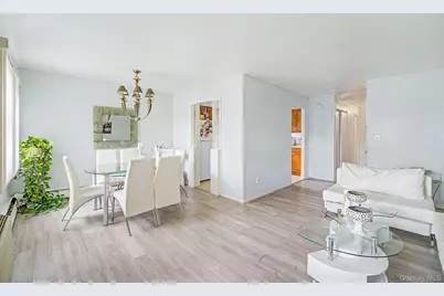 47-28 Parsons Boulevard, Flushing, NY 11355 - Photo 9