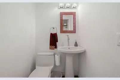 10 Deforest Court, West Nyack, NY 10994 - Photo 23