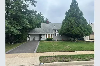 94 Willowood Drive, Wantagh, NY 11793 - Photo 1