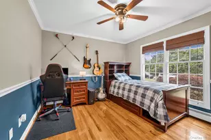 383 Munsell Rd, Patchogue, NY 11772 - Photo 9