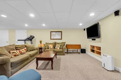 383 Munsell Road, Patchogue, NY 11772 - Photo 35