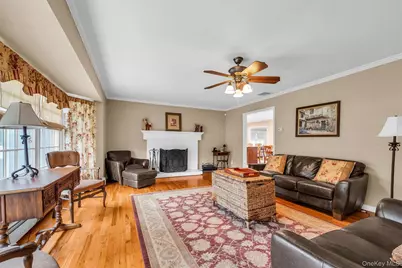 383 Munsell Road, Patchogue, NY 11772 - Photo 31