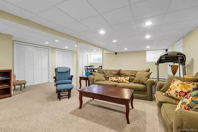 383 Munsell Road, Patchogue, NY 11772 - Photo 33