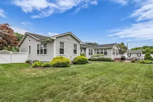 383 Munsell Rd, Patchogue, NY 11772 - Photo 41