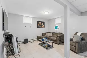 62 Crosby Ave, Albertson, NY 11507 - Photo 29