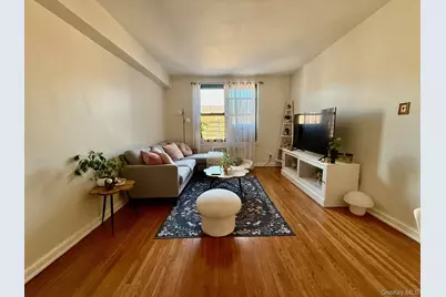 11225 34th Avenue #5B, Corona, NY 11368 - Photo 9
