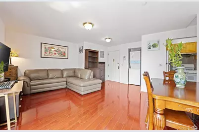 13708 31st Road #6D, Flushing, NY 11354 - Photo 5