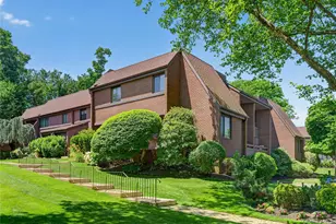 46 Acorn Pond Dr, Roslyn, NY 11576 - Photo 29