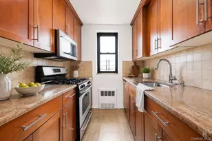 41-42 73rd St, Woodside, NY 11377 - Photo 11