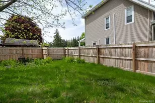 957 Columbia St, Hudson, NY 12534 - Photo 3