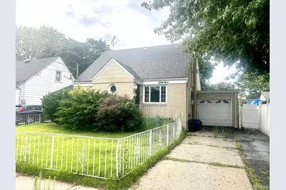 39 Harold Avenue, Hempstead, NY 11550 - Photo 1