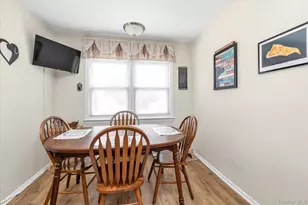 60 Oceanview Ave, Valley Stream, NY 11581 - Photo 5