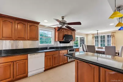 5 Fowler Lane, Mount Sinai, NY 11766 - Photo 5