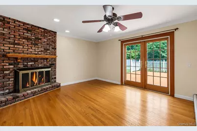 5 Fowler Lane, Mount Sinai, NY 11766 - Photo 21