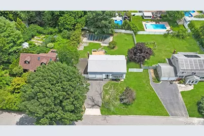 5 Fowler Lane, Mount Sinai, NY 11766 - Photo 3