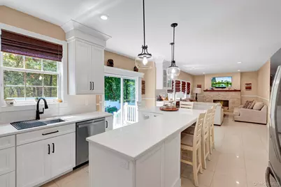 11 Scenicview Crescent, Manorville, NY 11949 - Photo 13