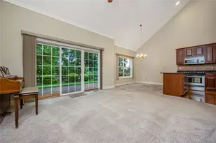 149 Maya Cir, Central Islip, NY 11722 - Photo 7