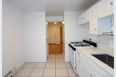 14 Beach Road #3C, Great Neck, NY 11023 - Photo 7