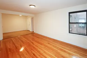 14 Beach Rd, Great Neck, NY 11023 - Photo 3