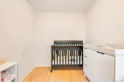 70-25 Yellowstone Boulevard #7X, Forest Hills, NY 11375 - Photo 11