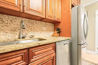 70-25 Yellowstone Boulevard #7X, Forest Hills, NY 11375 - Photo 13