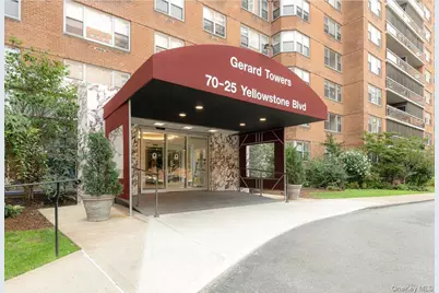 70-25 Yellowstone Boulevard #7X, Forest Hills, NY 11375 - Photo 1