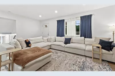 47 Riverview Drive, Fishkill, NY 12524 - Photo 5