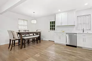 47 Riverview Dr, Fishkill, NY 12524 - Photo 9