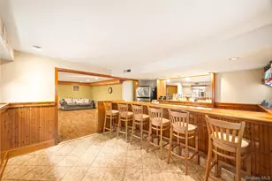 81 Avondale Rd, Yonkers, NY 10710 - Photo 29