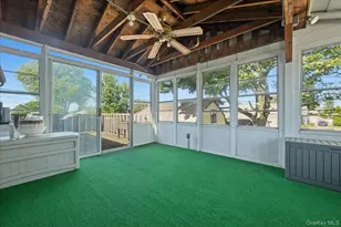 62 Linden Blvd, Hicksville, NY 11801 - Photo 17