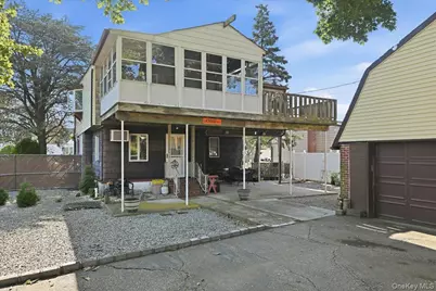 62 Linden Boulevard, Hicksville, NY 11801 - Photo 39