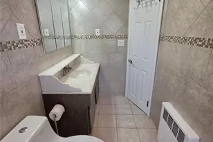 95-14 159th Ave, Howard Beach, NY 11414 - Photo 11
