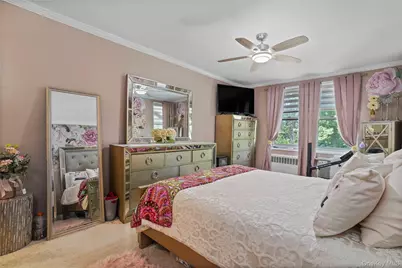 5 Sadore Ln #5R, Yonkers, NY 10710 - Photo 13