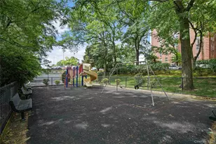 5 Sadore Ln, Yonkers, NY 10710 - Photo 21